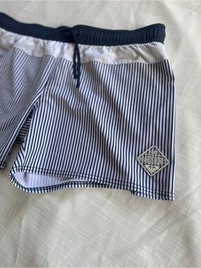 Roxy Sea 5" Striped Boardshorts Black White Swim Shorts | XXL